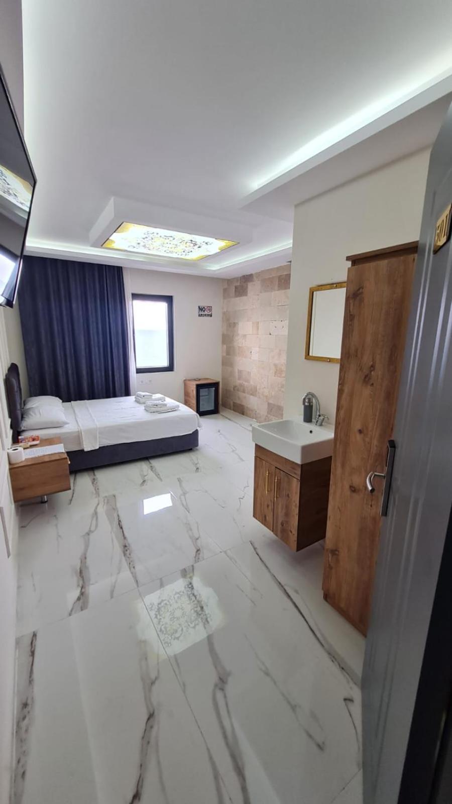 Bianco Otel Kuşadası